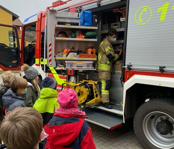 Feuerwehrmann Maxi erklärt ausführlich.