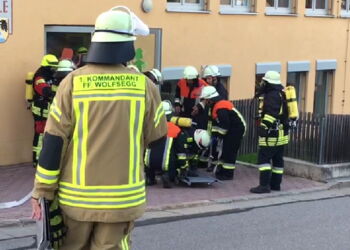 "Verletzter" Atemschutzträger wird geborgen