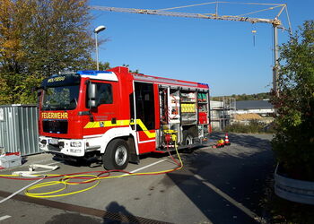 Fahrzeug Aufstellung  bei der Zugübung