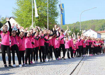 Festdamen der FF Wolfsegg - jetzt wird gefeiert!