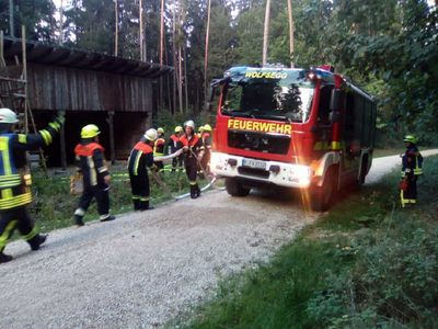 Platzierung des HLF für Wasserabgabe